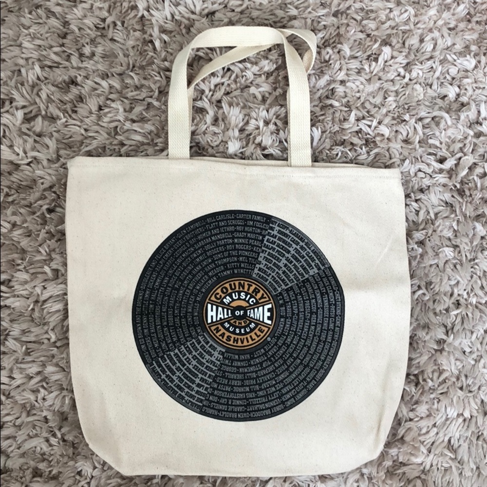 Country music hall of fame tote